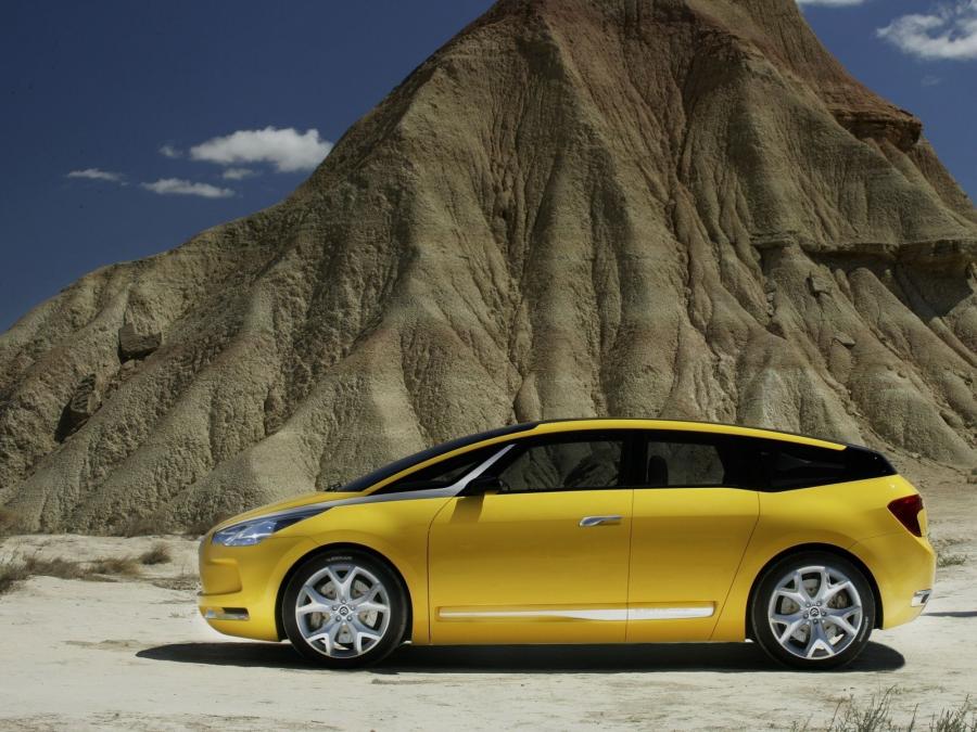  Citroen C-SportLounge Concept 2005 года  (фото 15 из 116)